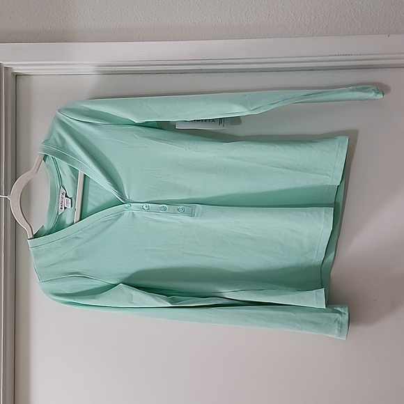 Athleta Tops - NWT - Athleta Uptempo Ribbed Henley Top in Mint Green.
